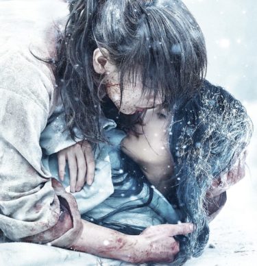 るろうに剣心・雪代巴が死んだ理由を徹底解説！十字傷の謎と剣心の過去